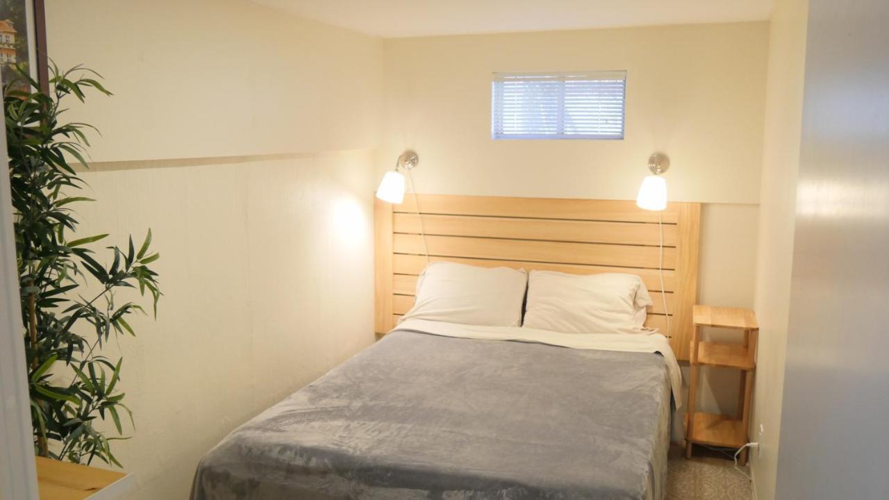 Richview Gardens Apartment Торонто Екстериор снимка