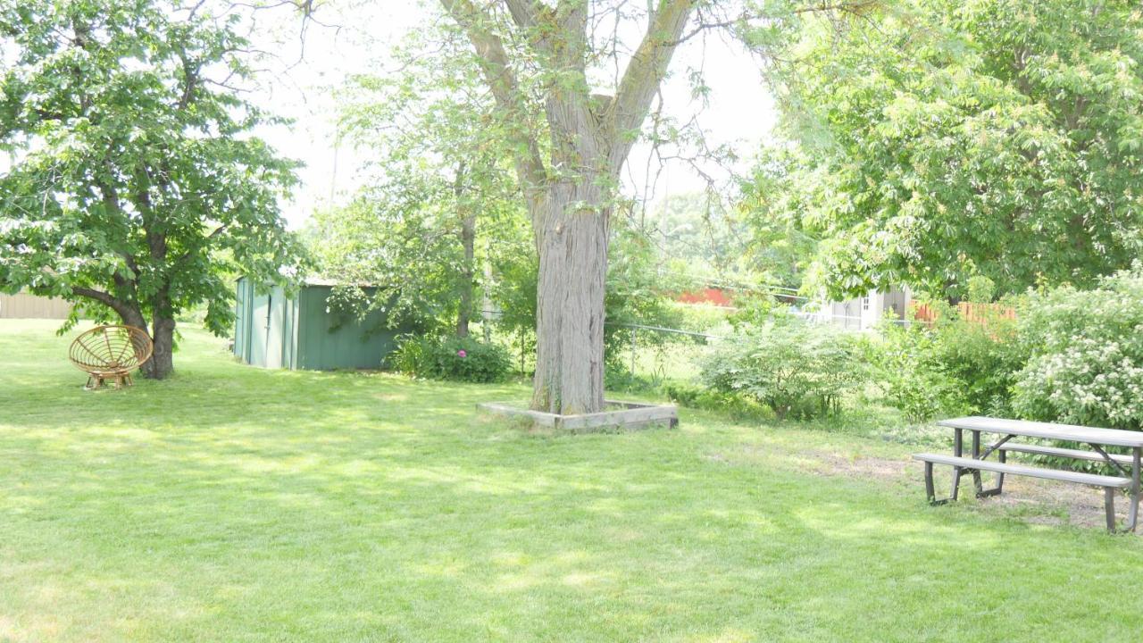 Richview Gardens Apartment Торонто Екстериор снимка